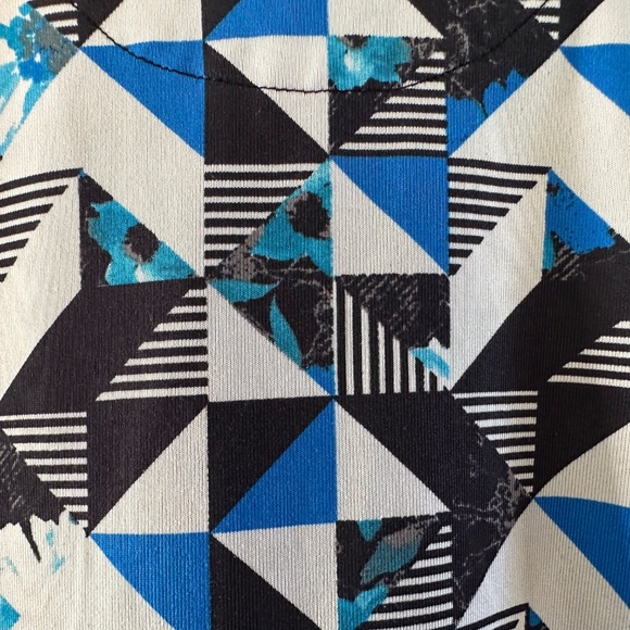 Tail Activewear Women's Short Sleeve Shirt Black Blue Small - Picture 8 of 11